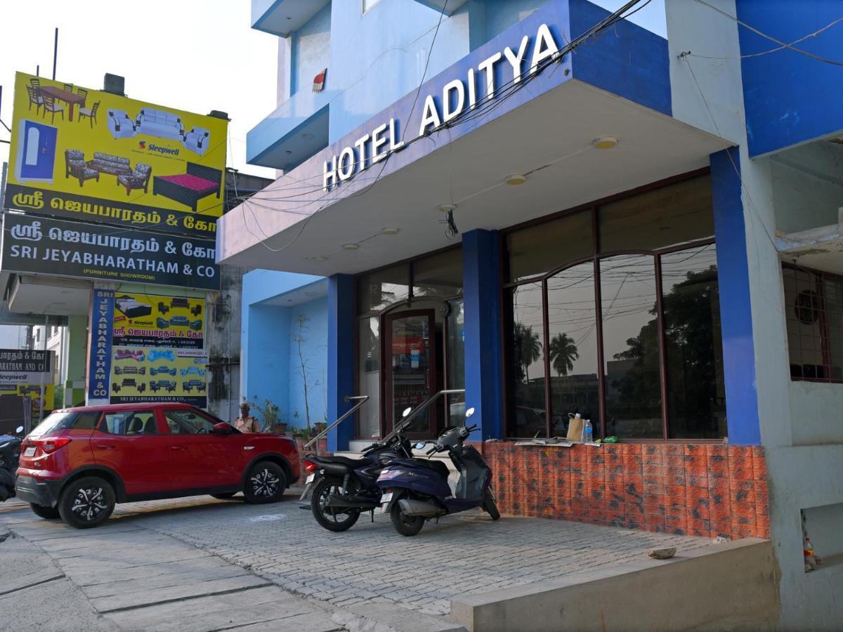 Hotel Aditya Puduccseri Kültér fotó
